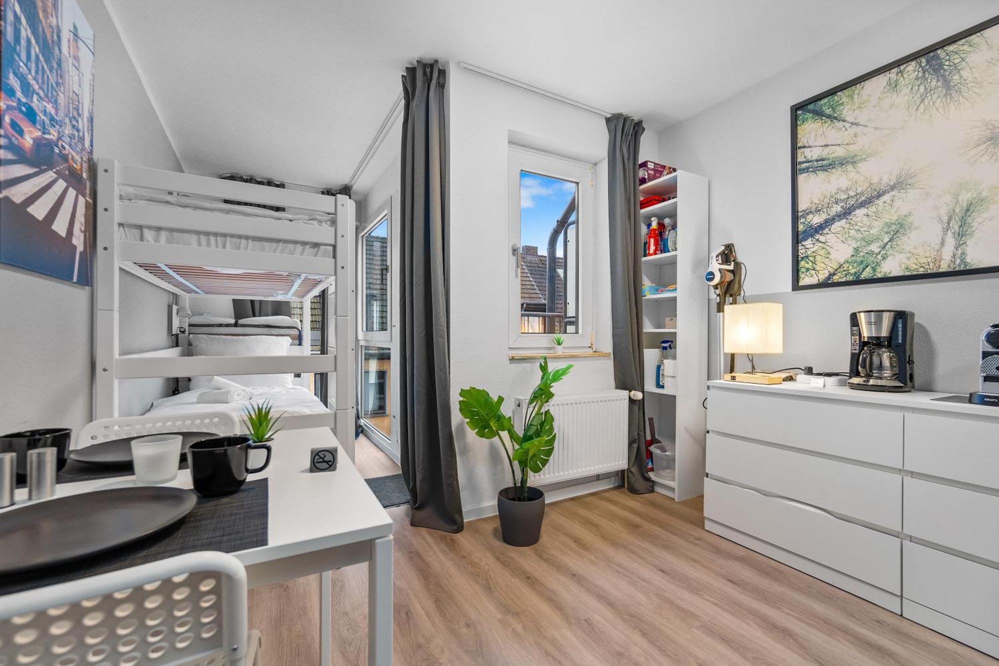 Messe, Monteure, Budget - Einfache Komfortable 2 Personen Wohnung Duisburg Buitenkant foto