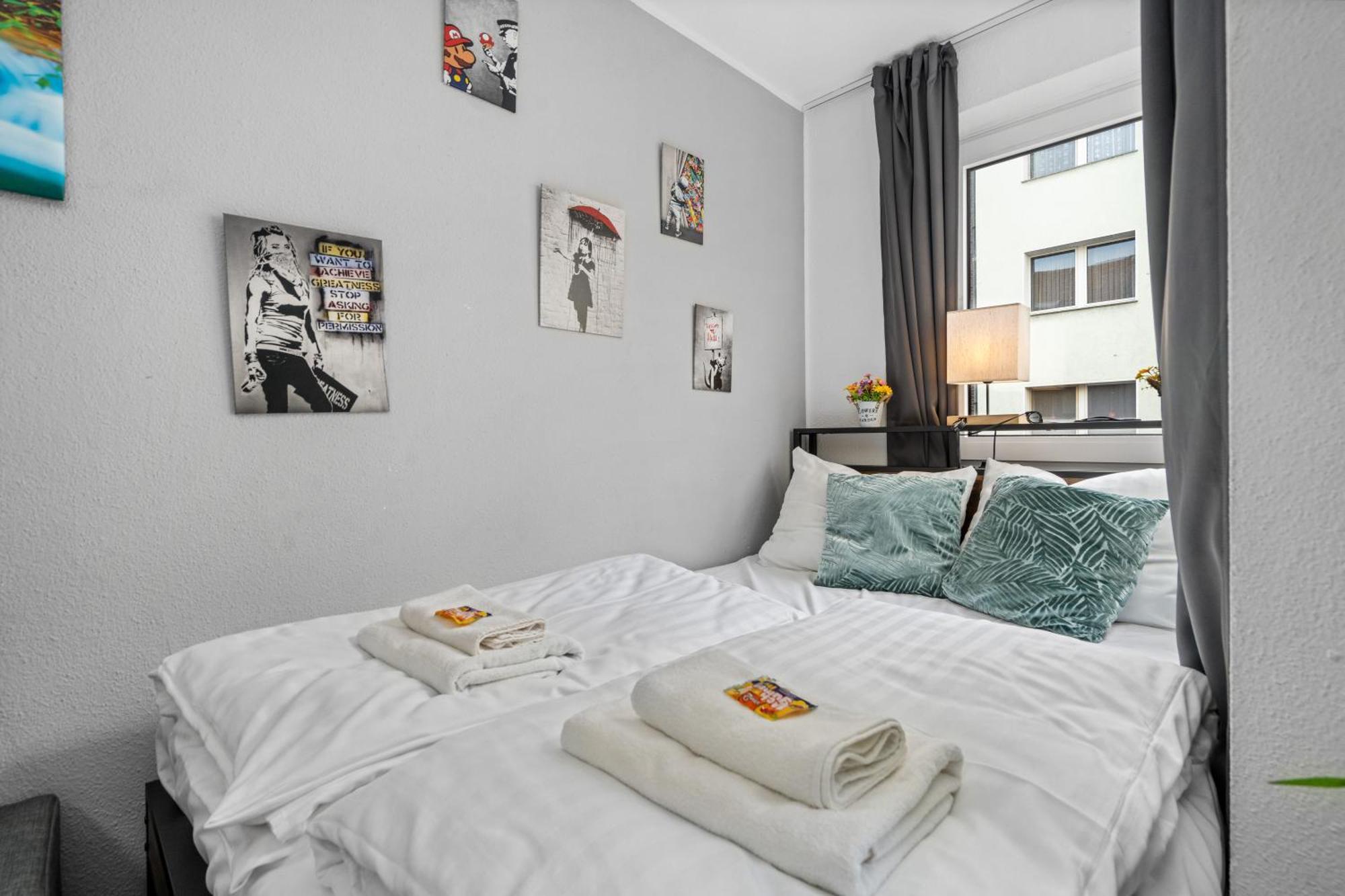 Messe, Monteure, Budget - Einfache Komfortable 2 Personen Wohnung Duisburg Buitenkant foto